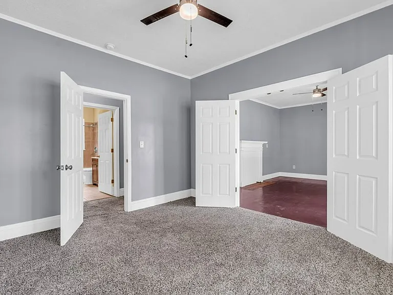 338 N Church St — Photo 9
