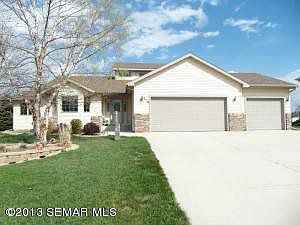 1st image of 515 Hazeltine Pl NE