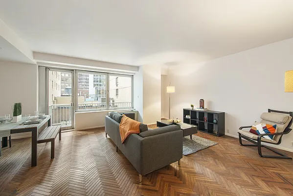 Sold by Nest Seekers International | media 1