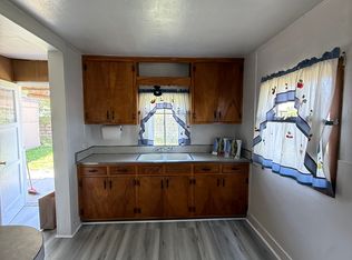 414 W Olive Ave, La Habra, CA 90631