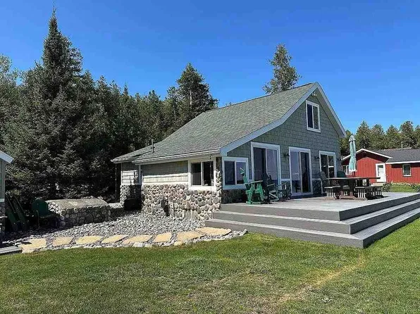 3214 Wenniway Dr, Mackinaw City, MI 49701