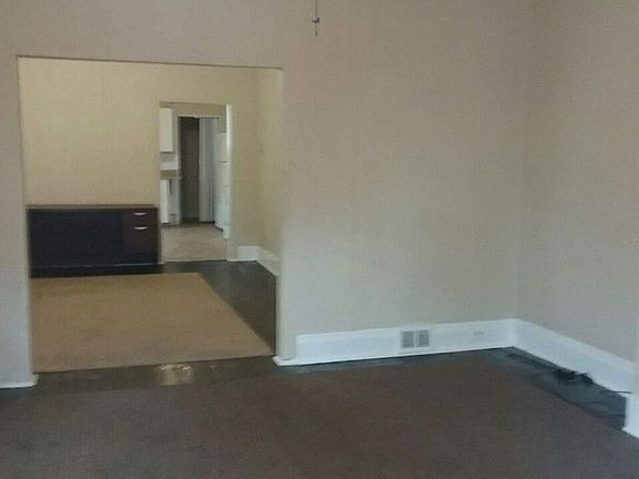 Open floor plan here