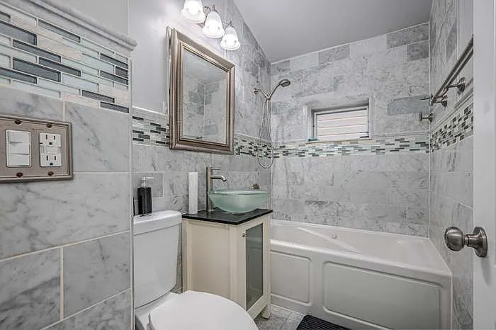 2702 N 74th Ave #2 — Photo 7