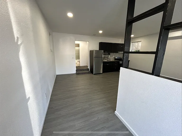 2609 University Ave #A — Photo 3