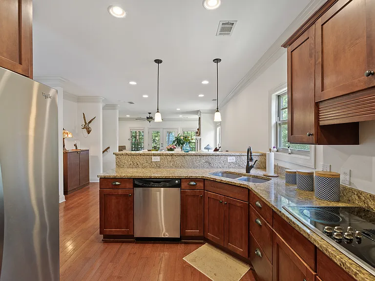 102 Mallard Dr #1A — Photo 24