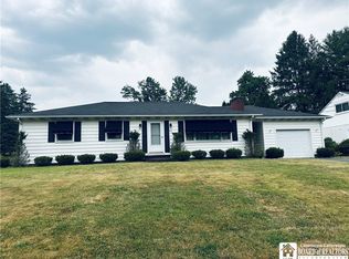 607 Prospect St, Jamestown, NY 14701