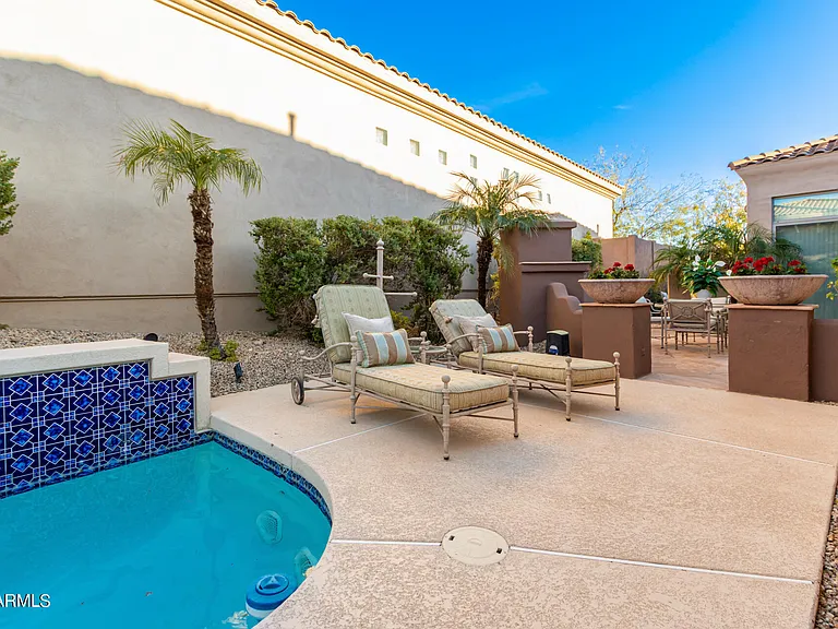 10602 E Blanche Dr — Photo 29