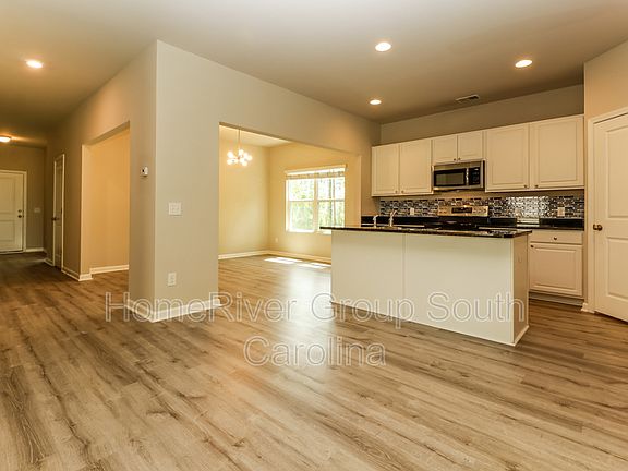4th image of 186 Hyrne Dr