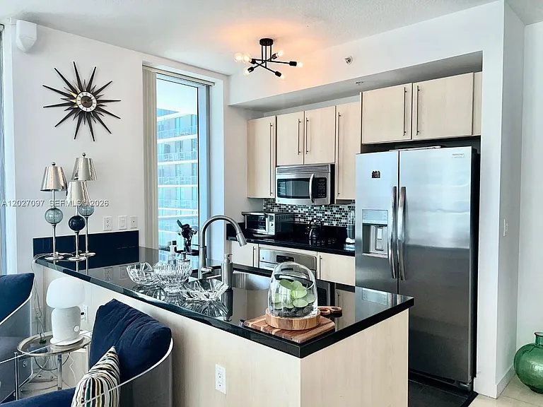 1111 SW 1st Ave #3419 — Photo 4