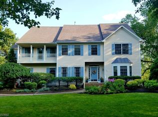 120 Governor Dr, Basking Ridge, NJ 07920