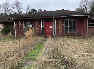 6087 W Grenada St, Bay Saint Louis, MS 39520
