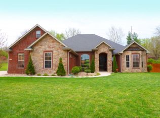 709 Kingsbury Pl, Columbia, MO 65203