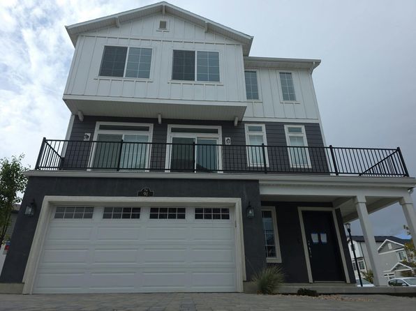 91 E Brushy Canyon St