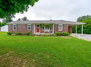 18 Camargo Rd, Fayetteville, TN 37334