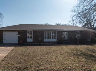 615 Hawthorne St, Warsaw, MO 65355