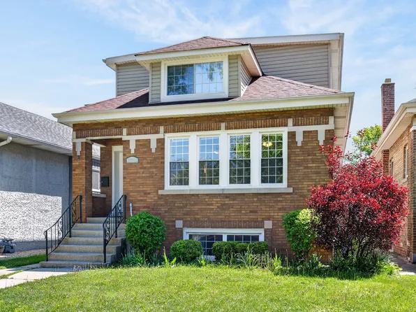 3741 Clinton Ave, Berwyn, IL 60402