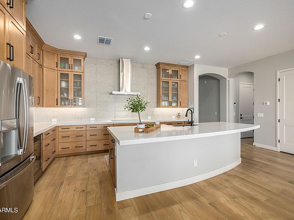 4th image of 20219 S 229TH Way