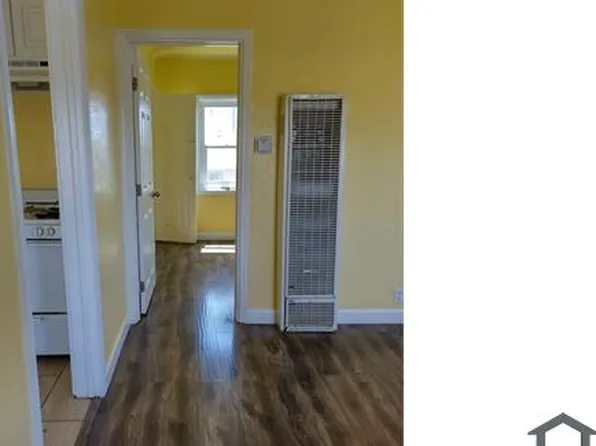 130 1/2 W 85th St #1-2, Los Angeles, CA 90003