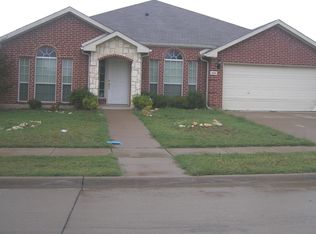 105 Hirth Dr, Crowley, TX 76036