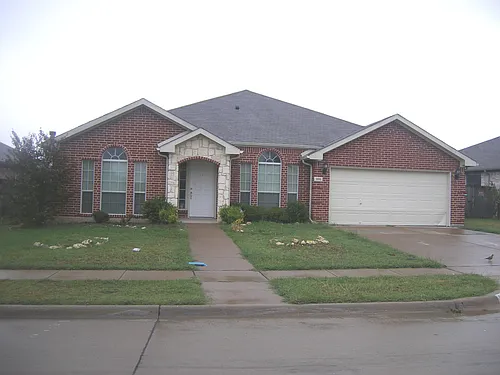 105 Hirth Dr Photo 1