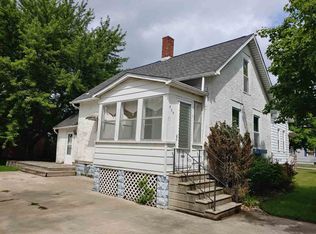 908 S Sheridan St, Bay City, MI 48708