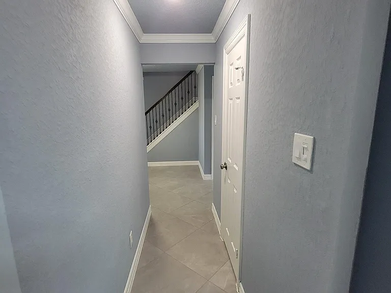 731 Heathgate Dr — Photo 23