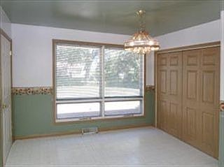 5th image of 406 New Hampshire Dr