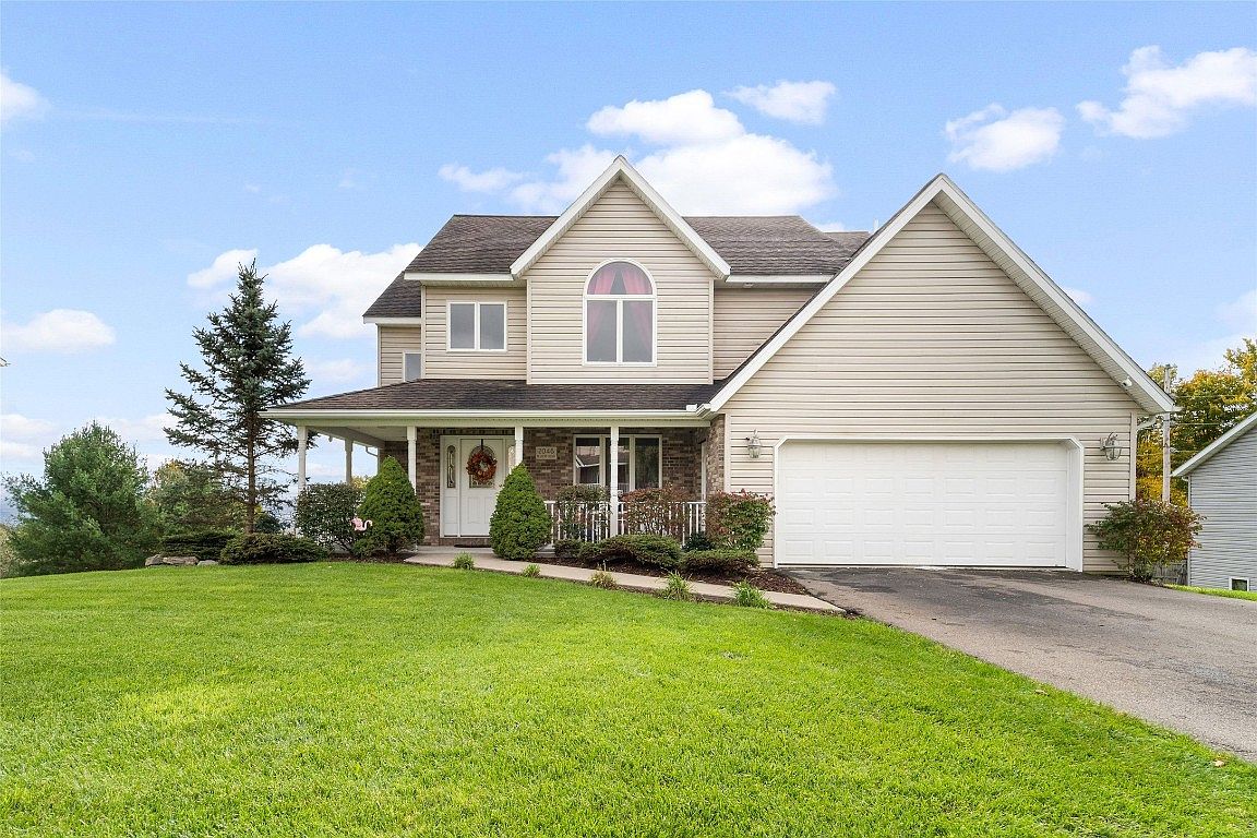 2046 Felicia Blvd, Endicott, NY 13760 Zillow