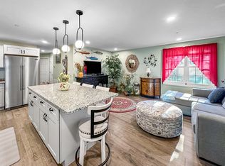 27 Ocean Walk Dr #107, Plymouth, MA 02360