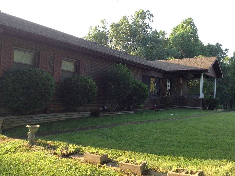 1st image of 75 Toms Ln