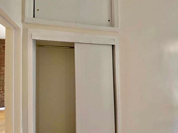 2nd image of 67 W 69th St APT 3D