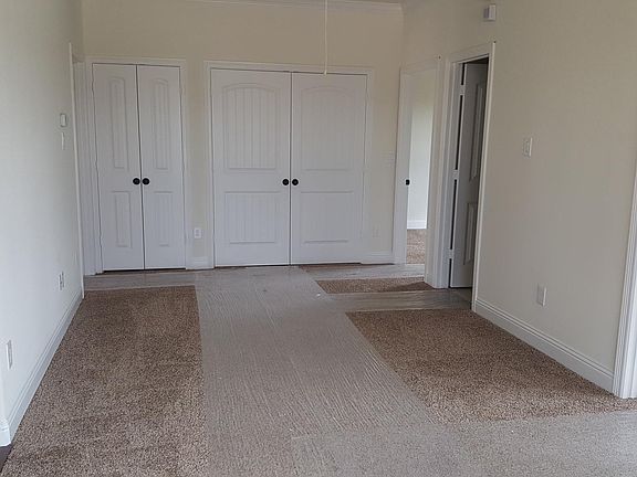 4th image of 4408 Kennedy Ct #4408