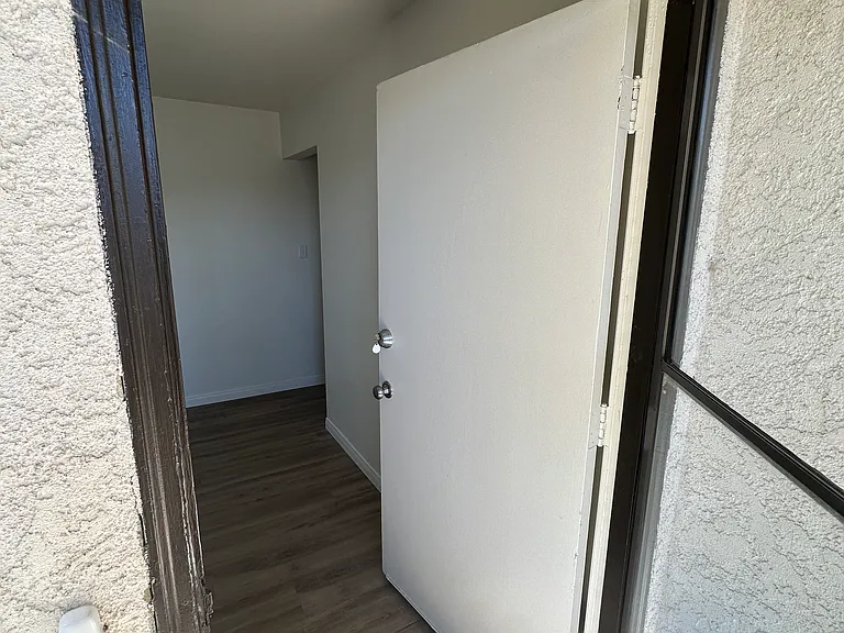 8704 Lind Vern Ct #8704 — Photo 20