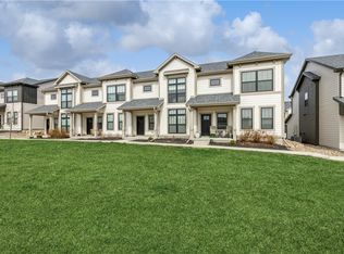 2003 SW Chautauqua Ln, Ankeny, IA 50023