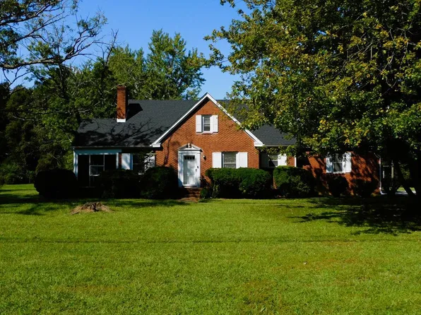 2437 Nottoway Blvd, Victoria, VA 23974