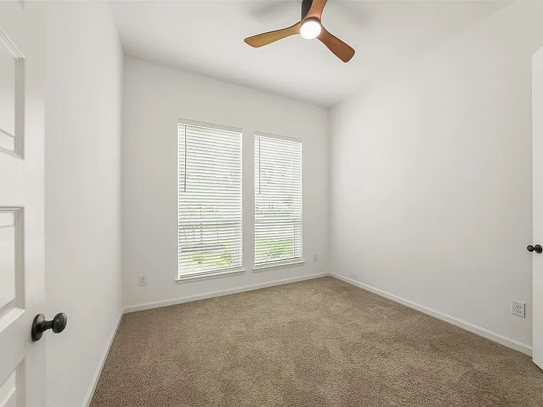 7420 Caprock Canyon Ln — Photo 19