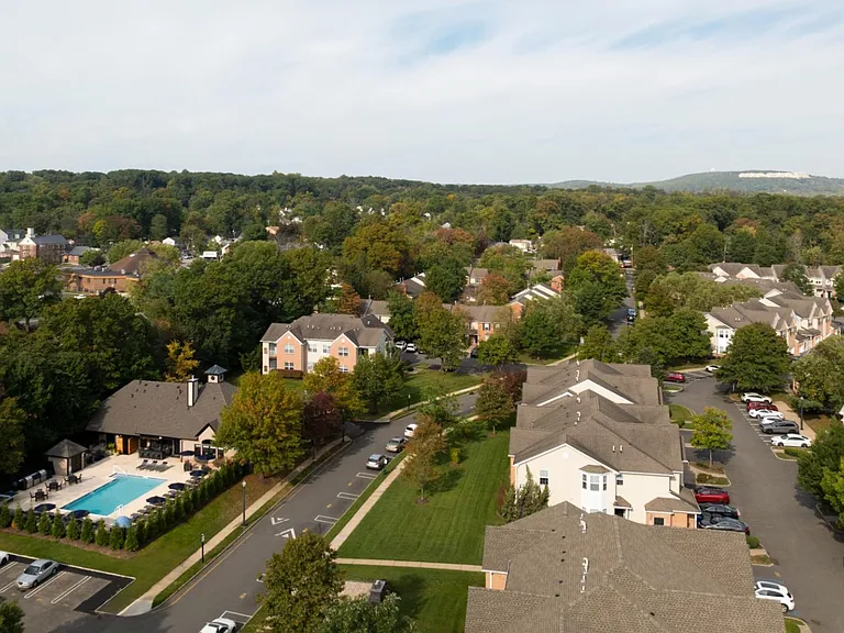Sterling Parc at Hanover — Photo 47