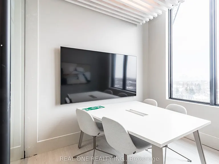 2020 Bathurst St #722 — Photo 34
