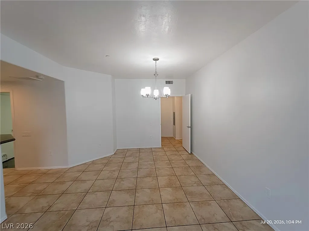 2 bed, 2.0 bath, 1196 sqft, $1,625 — Photo 3