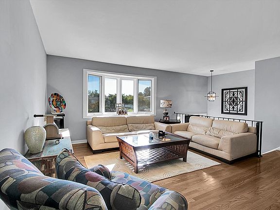 5th image of 9248 S 89th Ave