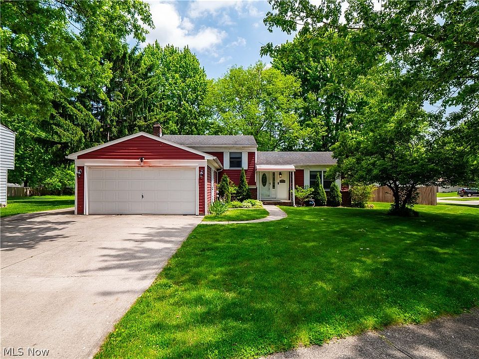 1st image of 8590 Fairlane Dr
