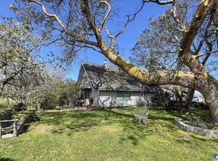 371 Lake Farm Rd, Port Angeles, WA 98362