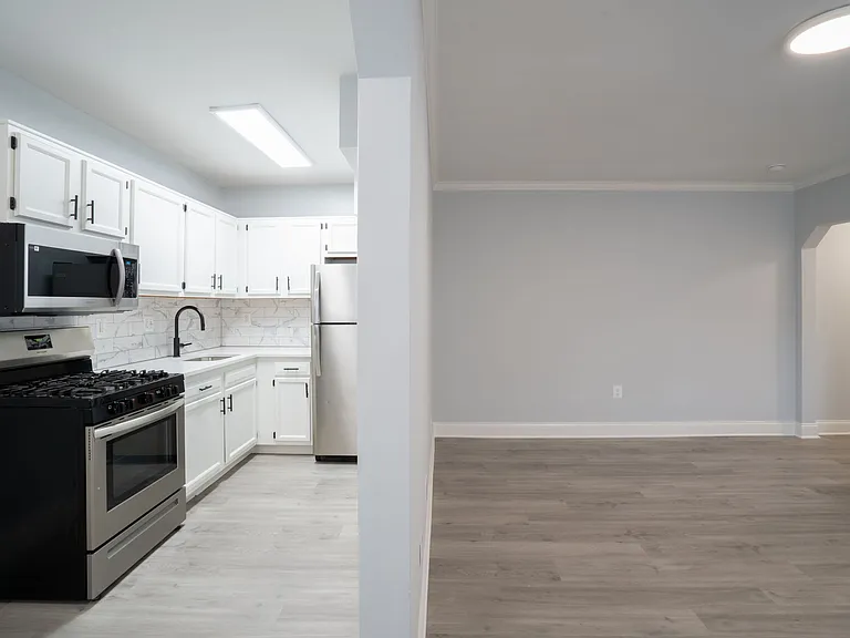 939 Longfellow St NW #206 — Photo 15