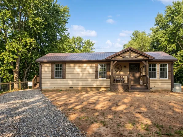 292 Harmony Rd, Gainesboro, TN 38562