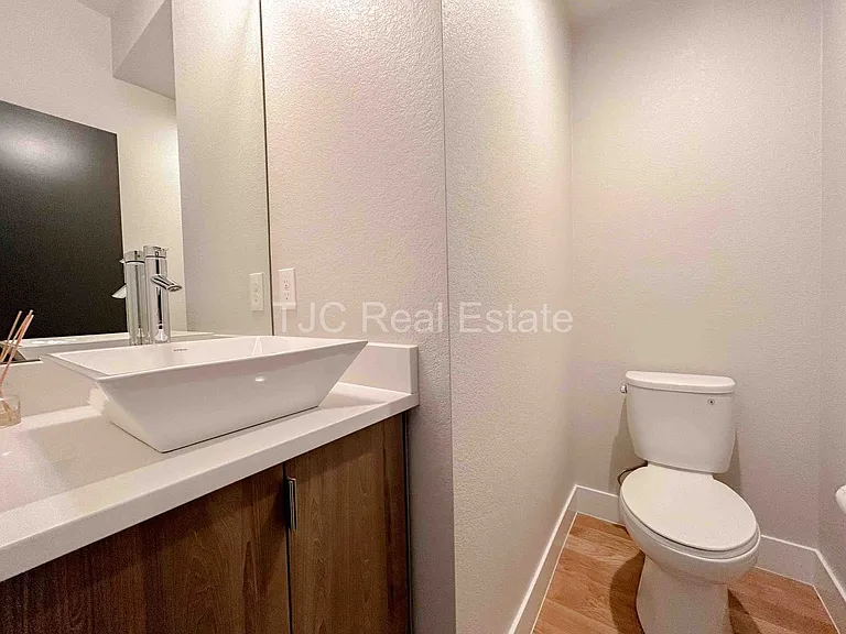 4919 Lowell Blvd — Photo 13