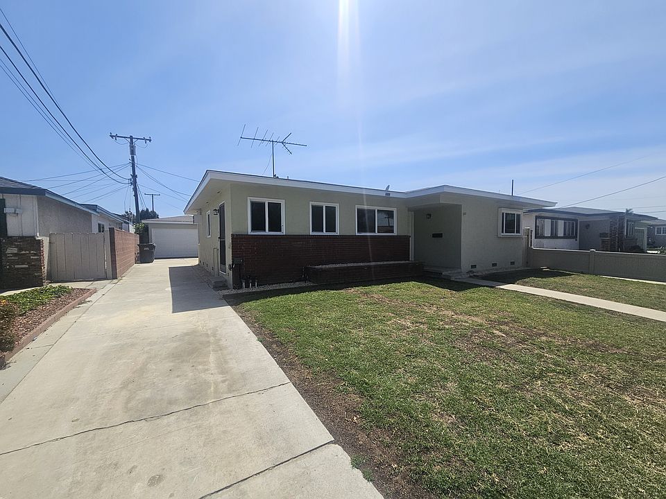 1st image of 8552 Devenir Ave