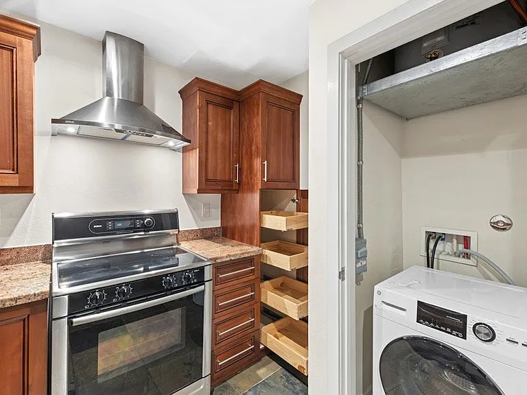 1812 West Ave #200 — Photo 14
