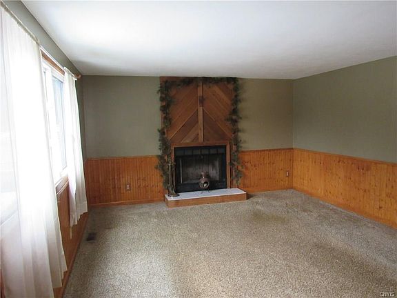 4th image of 6021 Jerusalem Dr