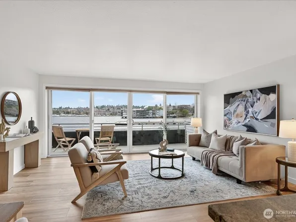 733 Lake Street S #104, Kirkland, WA 98033