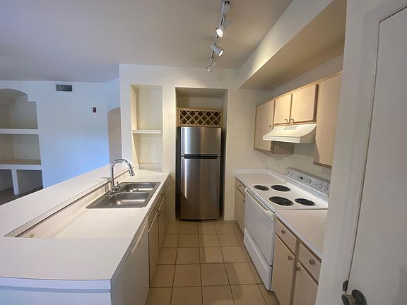 4th image of 8513 Lucuya Way Unit 306